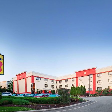 Hotel Super 8 By Wyndham Mahwah Exterior foto